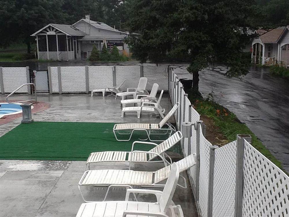 King Hendrick Motel And Suites Λίμνη George Εξωτερικό φωτογραφία