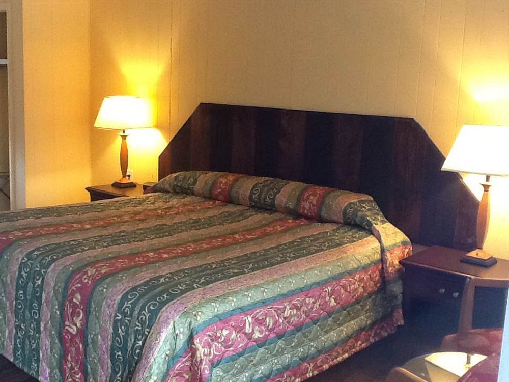 King Hendrick Motel And Suites Λίμνη George Εξωτερικό φωτογραφία