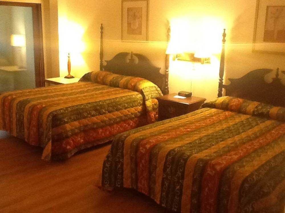 King Hendrick Motel And Suites Λίμνη George Εξωτερικό φωτογραφία